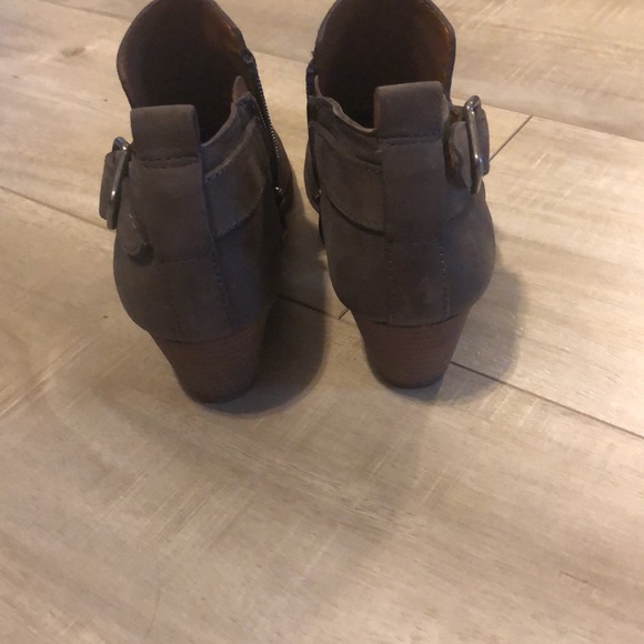 Booties - Picture 3 of 8